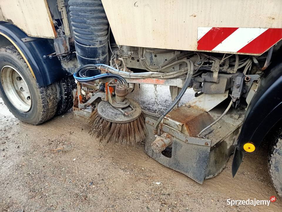 Zamiatarka uliczna komunalna Mercedes 1213 małopolskie Kraków
