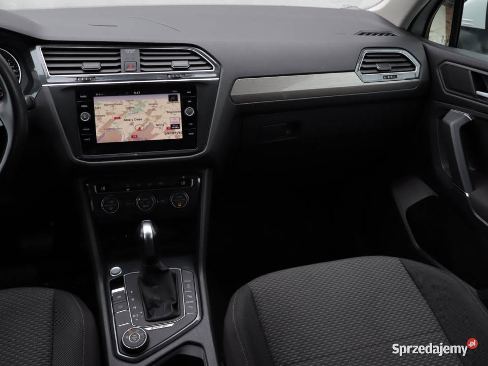 VW Tiguan Allspace 20 TSI światła do jazdy dziennej Katowice