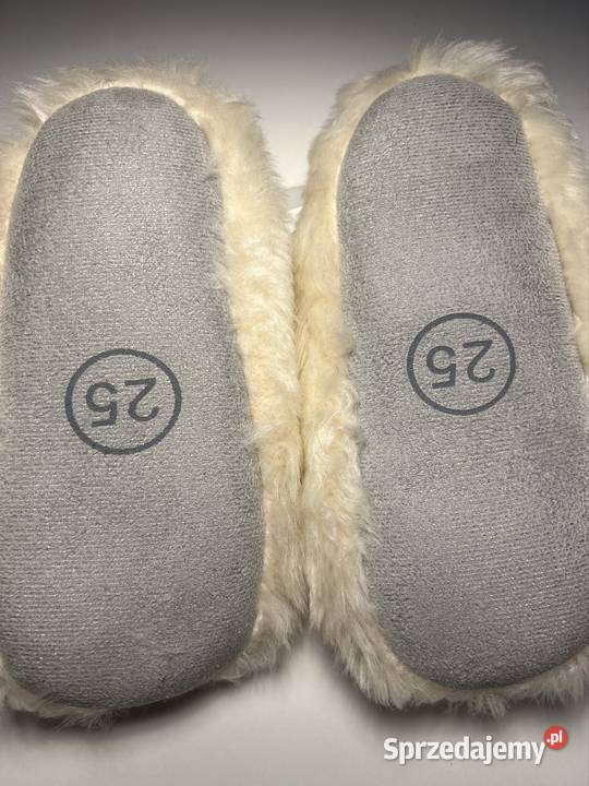 Kapcie rozmiar 24 Murowana Goślina