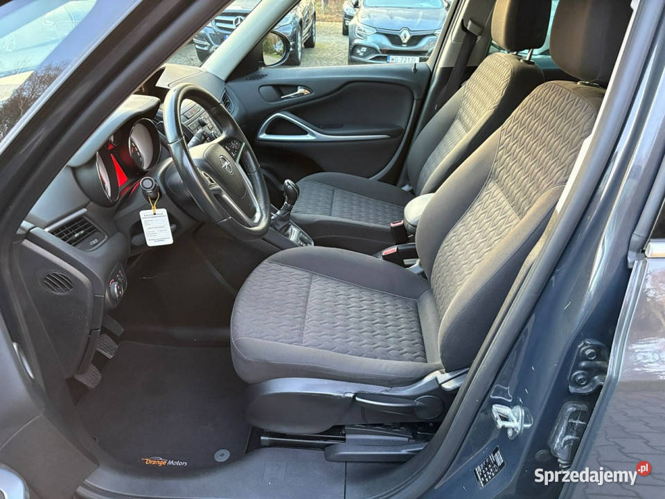 Opel Zafira 14 140 7 foteli Kamera cofania Nowe Lipówki