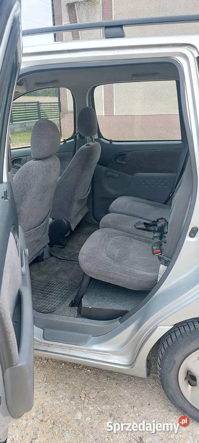 Toyota Yaris Verso Rok produkcji 2002 Moskorzew