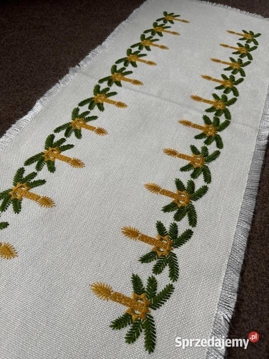 bieżnik ręcznie haftowany motywy Świąteczne śląskie Zabrze