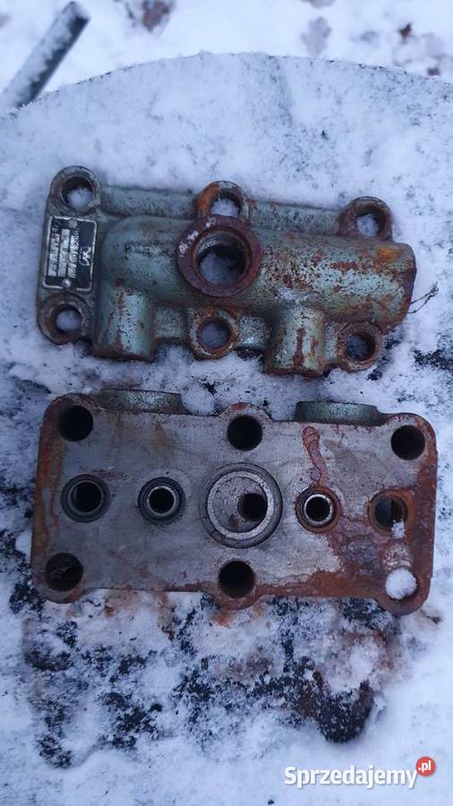Pokrywy rozdzielacza hydraulicznego TNS Głowica Warszawa