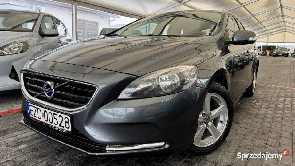 Volvo V40 II 2012 grafitowy