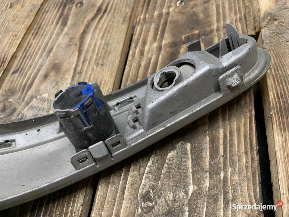 Listwy obrysówki zderzaka przedniego W220 USA