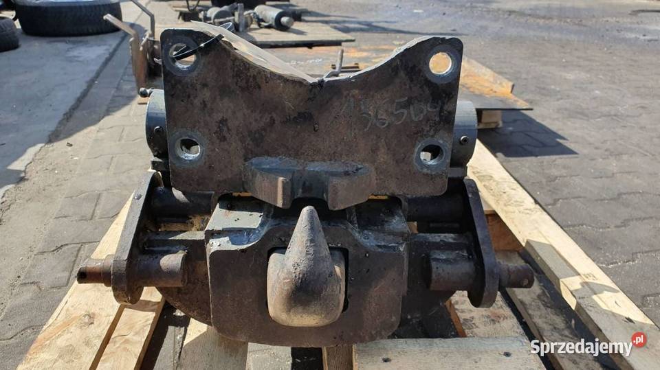 ZACZEP DOLNY DRMONE HITCH VALTRA S 262 2010 FV23 Części samochodowe Lipno