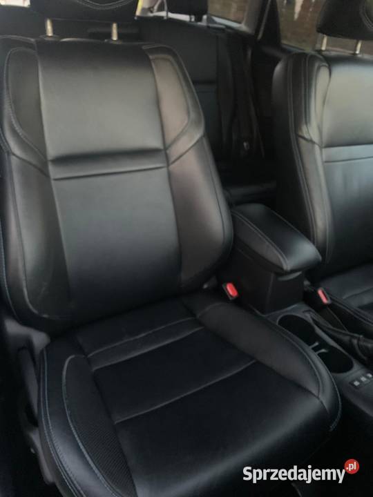 toyota auris hybryda z LPG okazja Auris Warszawa