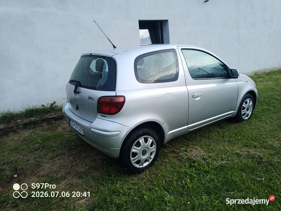 Toyota yaris Rok produkcji 2005