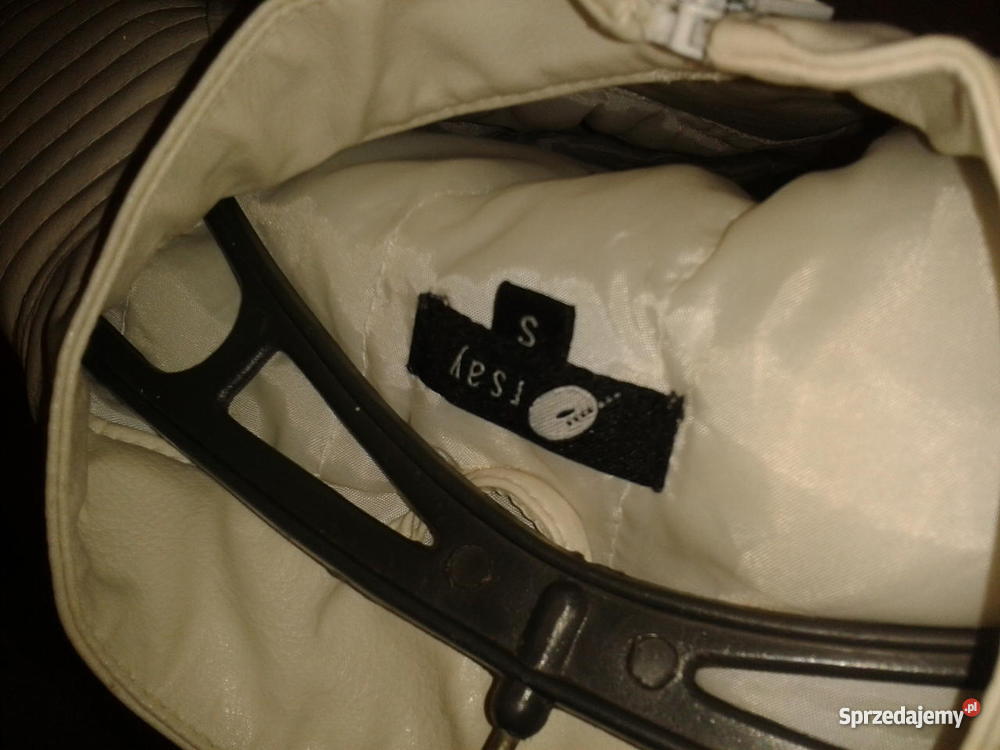 skórzana kurteczka na wiosnę