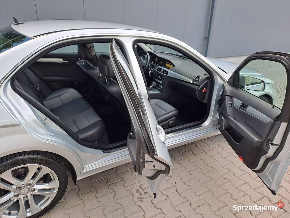 Mercedes c180 Avantgarde Lift Automat Piękny 228000km Pleszówka sprzedam