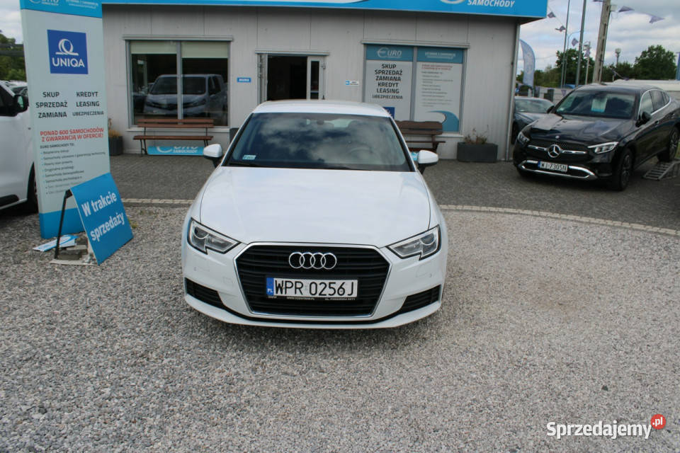 Audi A3 Sportback Grzane fotele automat Stronic garażowany Warszawa