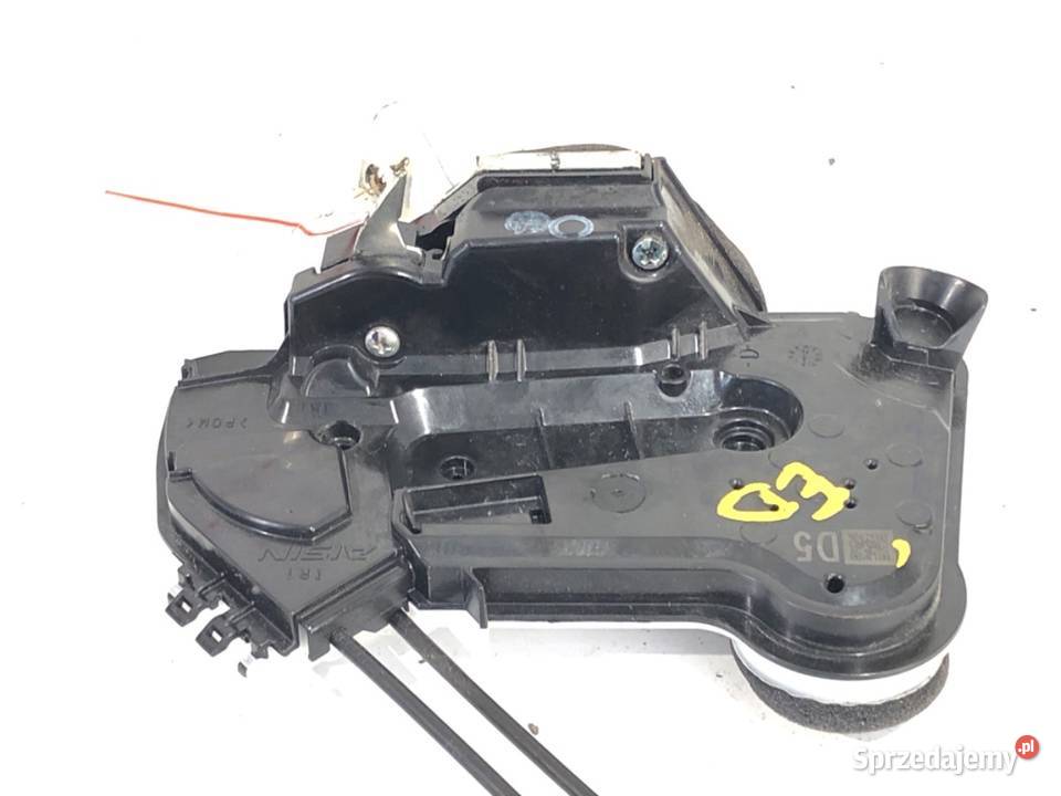 ZAMEK DRZWI PRAWY PRZÓD TOYOTA COROLLA E21 Kombi