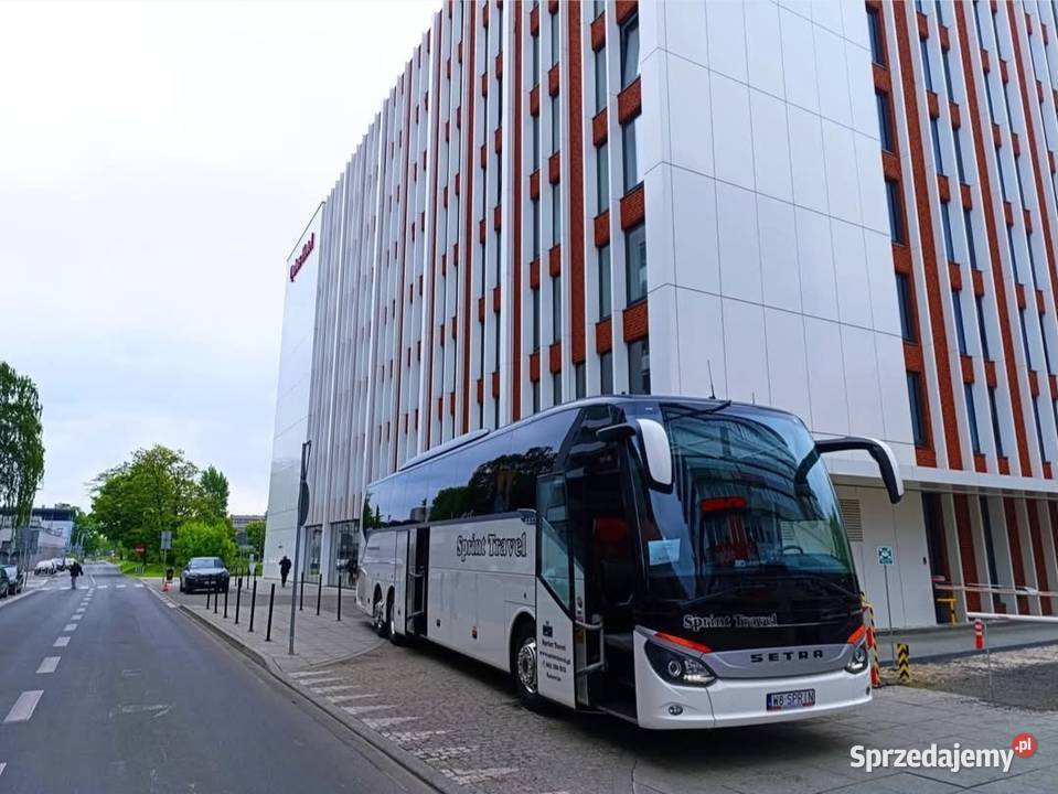 Wynajem autokarów 20 23 49 61 miejsc Katowice śląskie