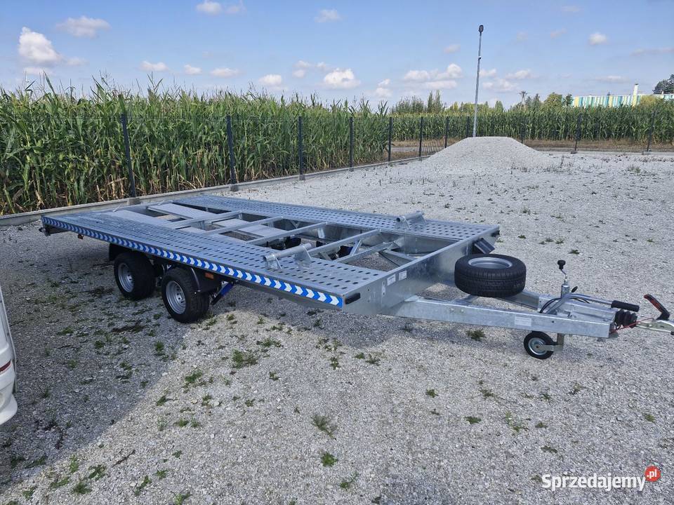 Sprzedam ładną laweta 2025 2500 dmc Radziejów