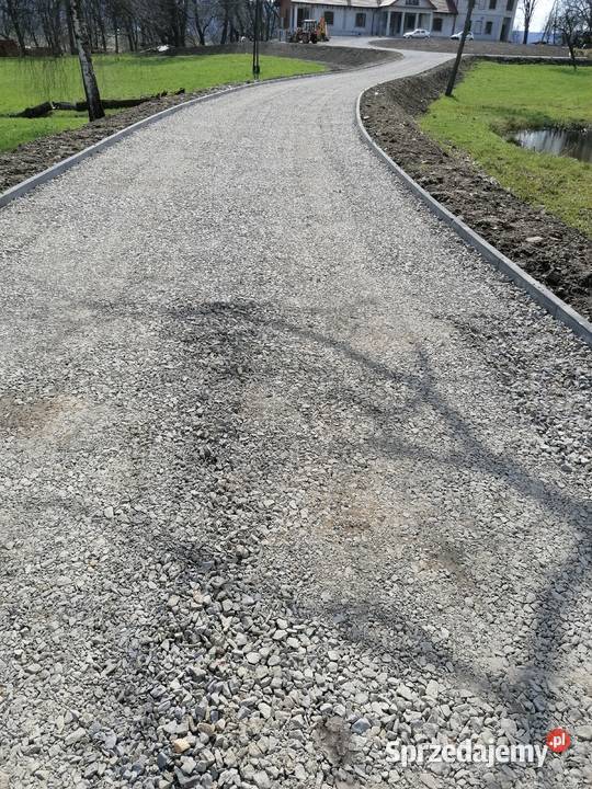 Utwardzenie terenupodbudowa drógdrogi podkarpackie Sanok usługi budowlane