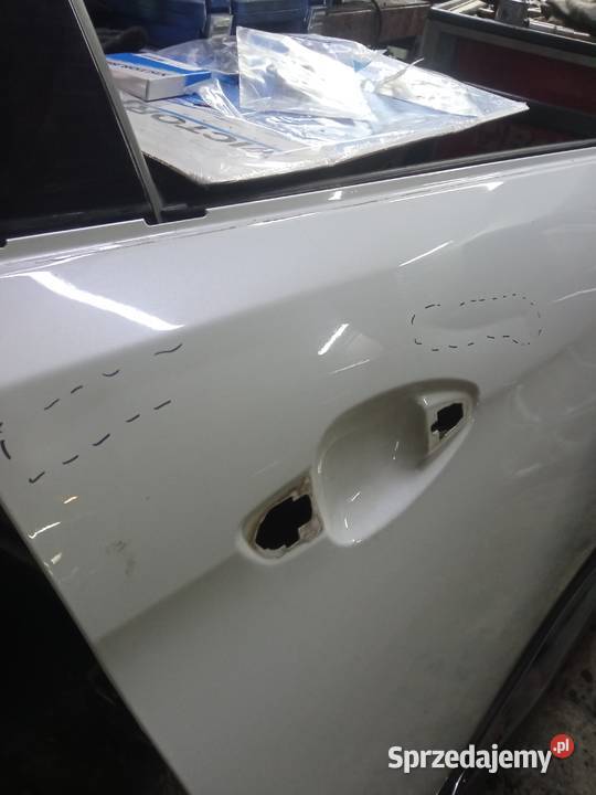 Drzwi prawe tył Peugeot 5008 2016 Wrocław