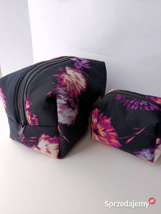 Kosmetyczka duża materiałowa w kwiaty zestaw Konin