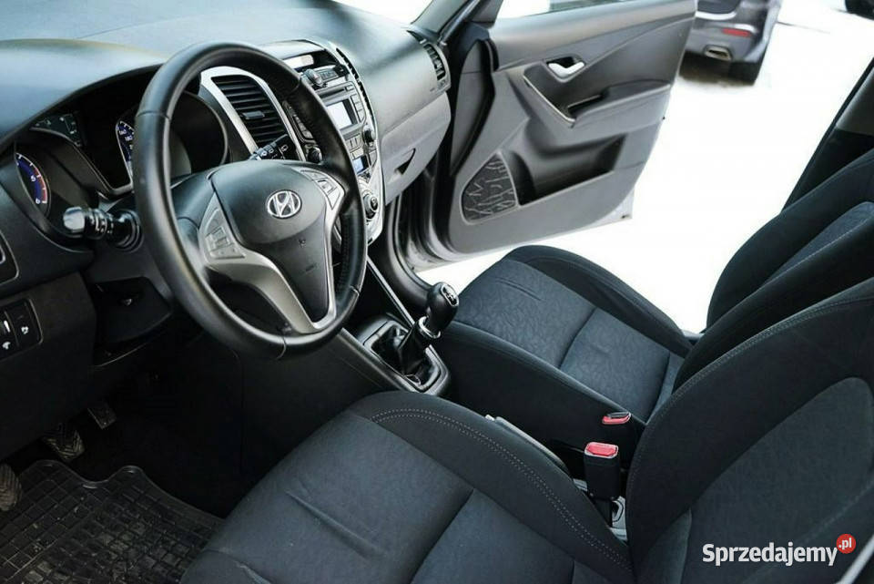Hyundai ix20 14CRDI Klima alu R16 2012r światła przeciwmgielne sprzedam