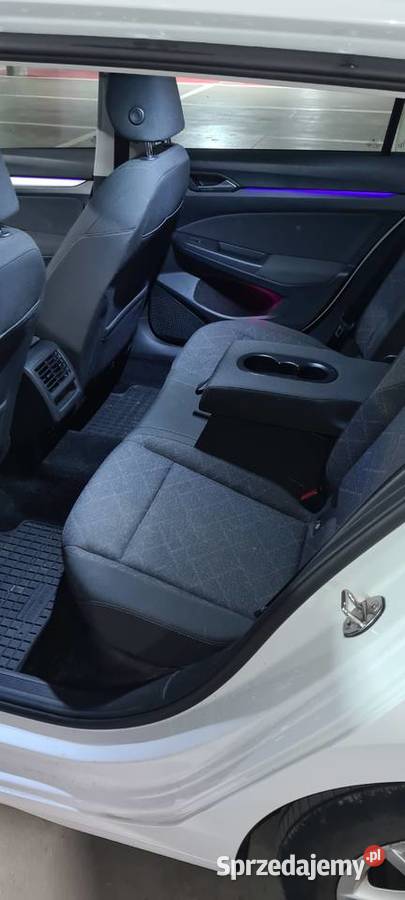 Volkswagen Golf 8 kombi Rok produkcji 2021