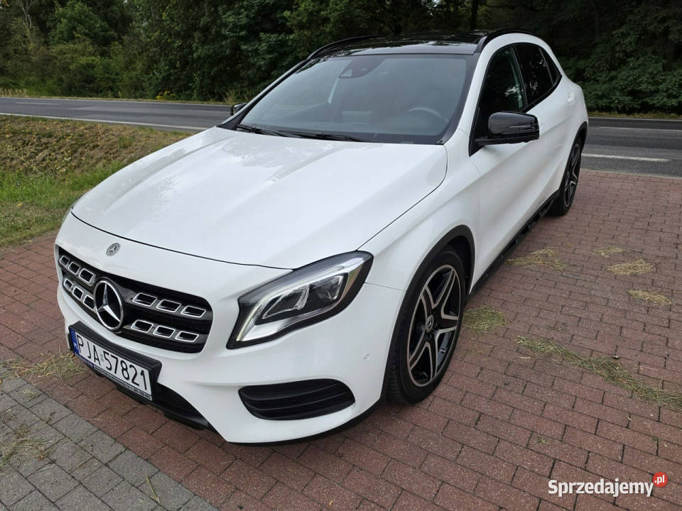 Mercedes GLA 220 Mercedes GLA 220 4 Matic pakiet 1991cm3 Cielcza