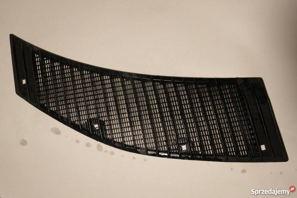 Mercedes W123 kratka podszybia prawa pomorskie Gdańsk