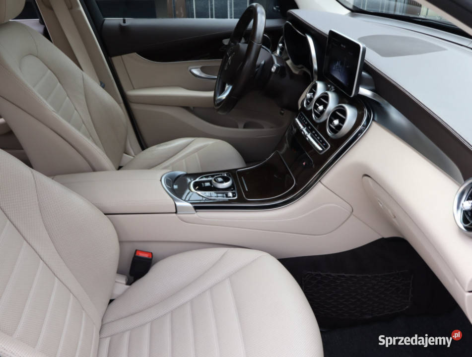 Mercedes GLC GLC 250 4MATIC Piaseczno