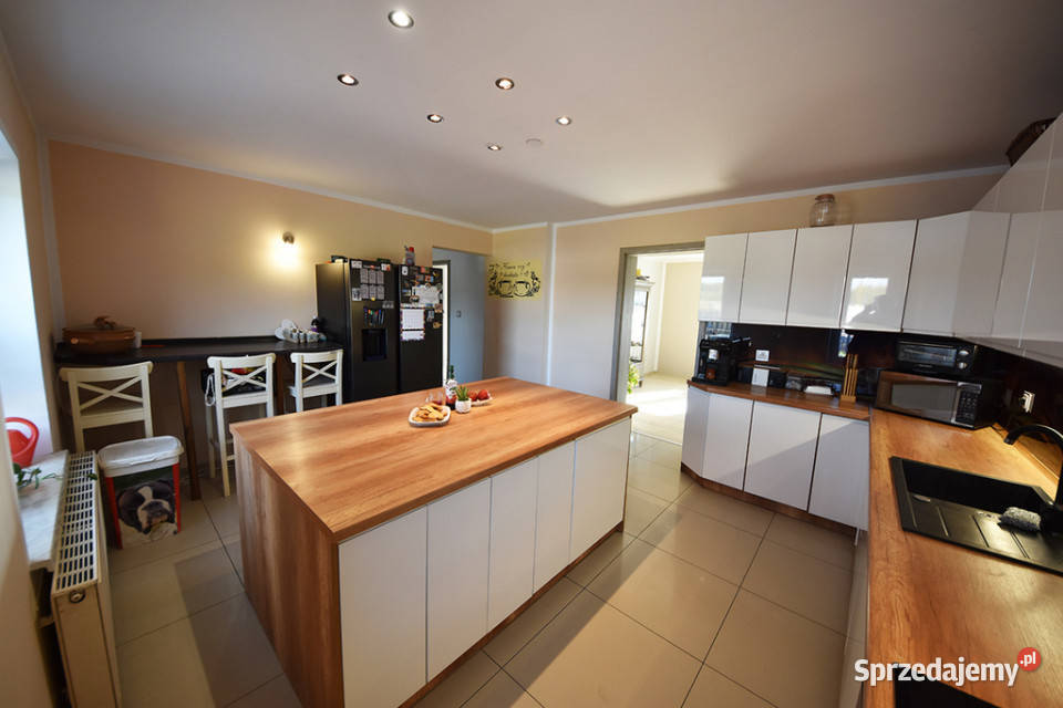 Na sprzedaż funkcjonalny dom remoncie Błachów