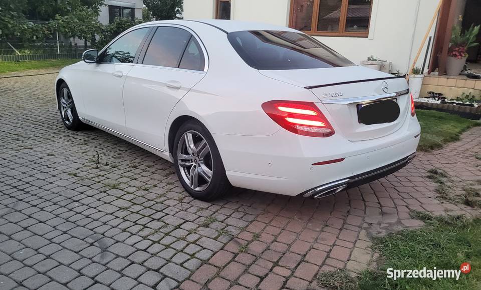 Mercedes E250 benzyna Salon 1wł benzyna Warszawa