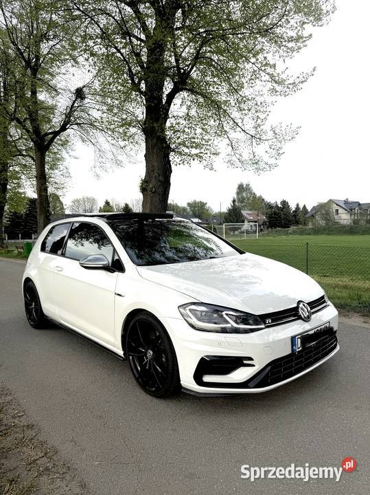 Volkswagen Golf 75R 2017 mały przebieg Rok produkcji 2017 Wrocław