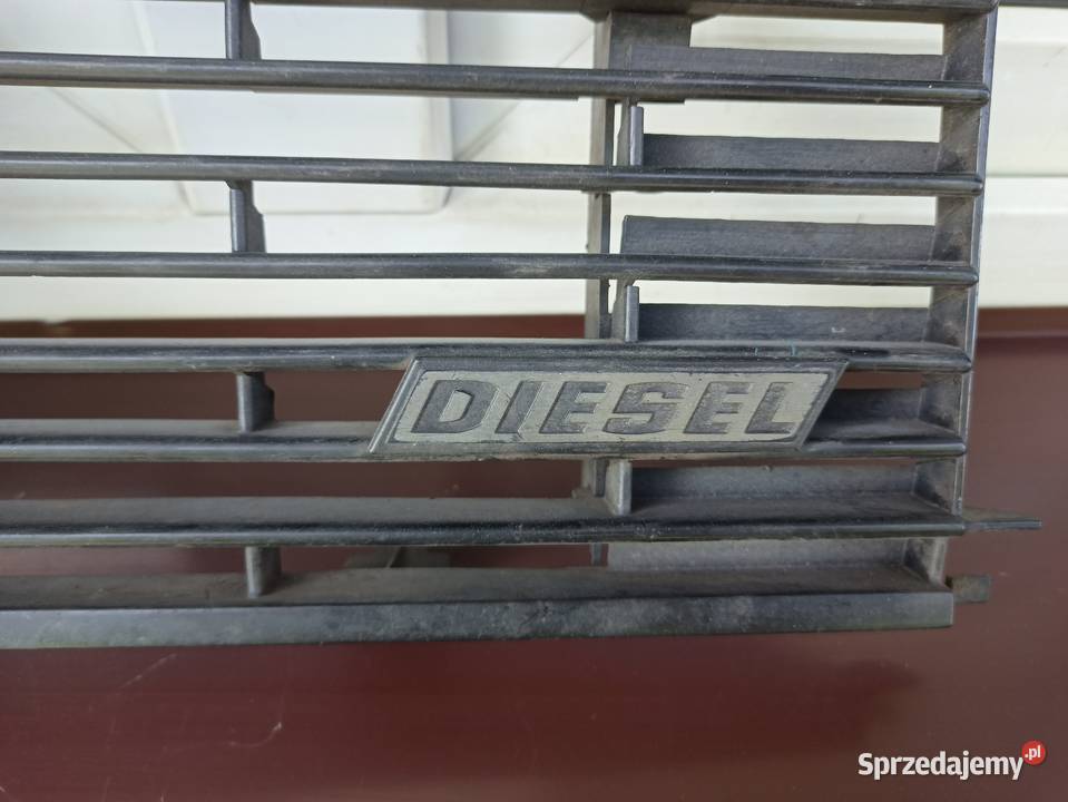 VW Jetta MK1 I A1 grill atrapa przednia emblemat osobowe Karoseria Sieradz