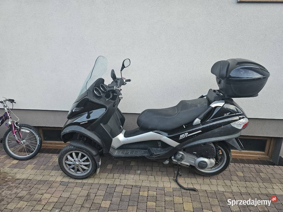 Piaggo mp3 250cc 2009 kat b Piaggio Chełm