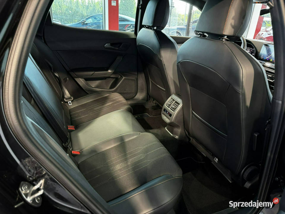 Cupra Formentor 15TSI 150 M6 2023 r salon komputer pokładowy Myślenice