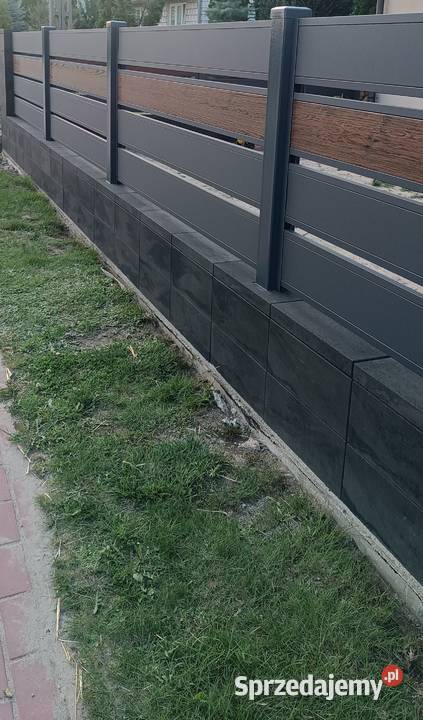 Panele ogrodzeniowe metalowe Sztachety metalowe Tczów