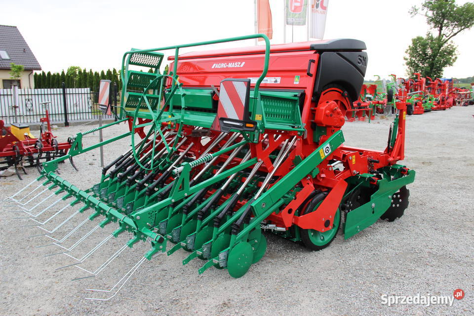 Zestaw siewny Agregat uprawowo siewnik zbożowy Rogóźno