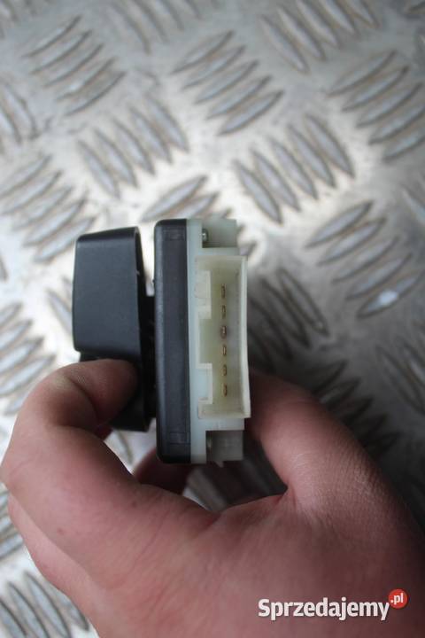 PANEL PRZEŁĄCZNIK FOTELA LEWY PRZÓD BMW E60 E61