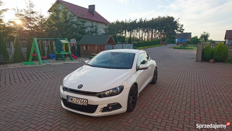 Volkswagen Scirocco biały nieuszkodzony Mochy