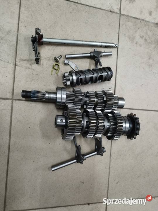 Skrzynia biegów kawasaki z 900 rs Turek