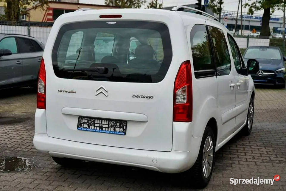 Citroen Berlingo 16HDI Klima 5 osób 181 2010r II isofix Płock sprzedam