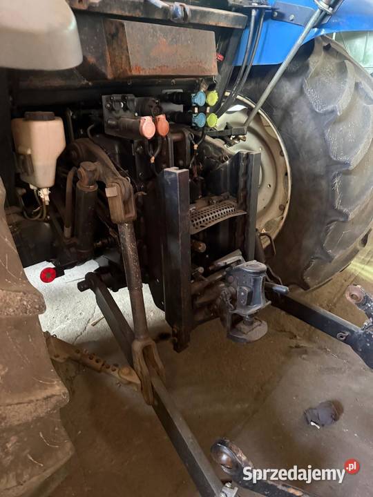 Ciągnik rolniczy Holland TL100