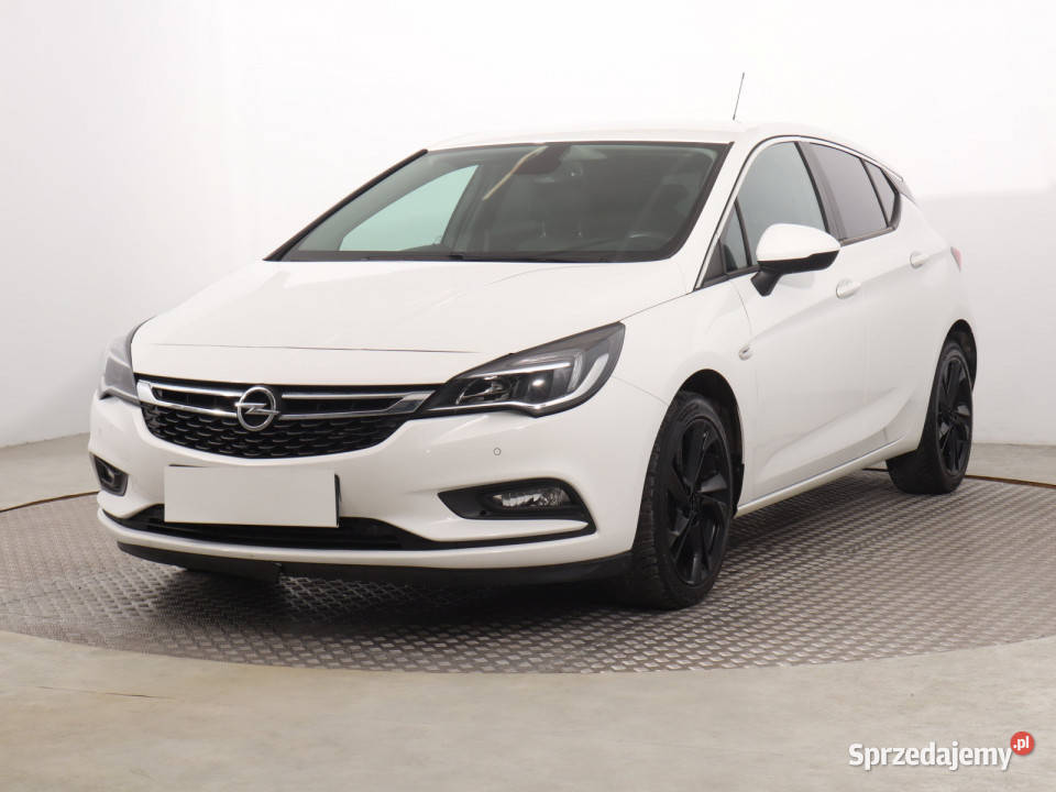 Opel Astra 14 T wielofunkcyjna kierownica