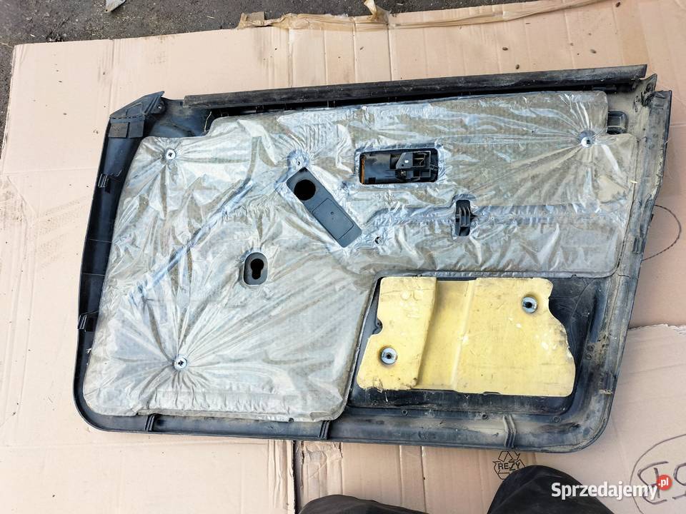 AUDI 80 B3 80B3 80B4 80 B4 BOCZEK DRZWI LEWY Kamień-Kolonia