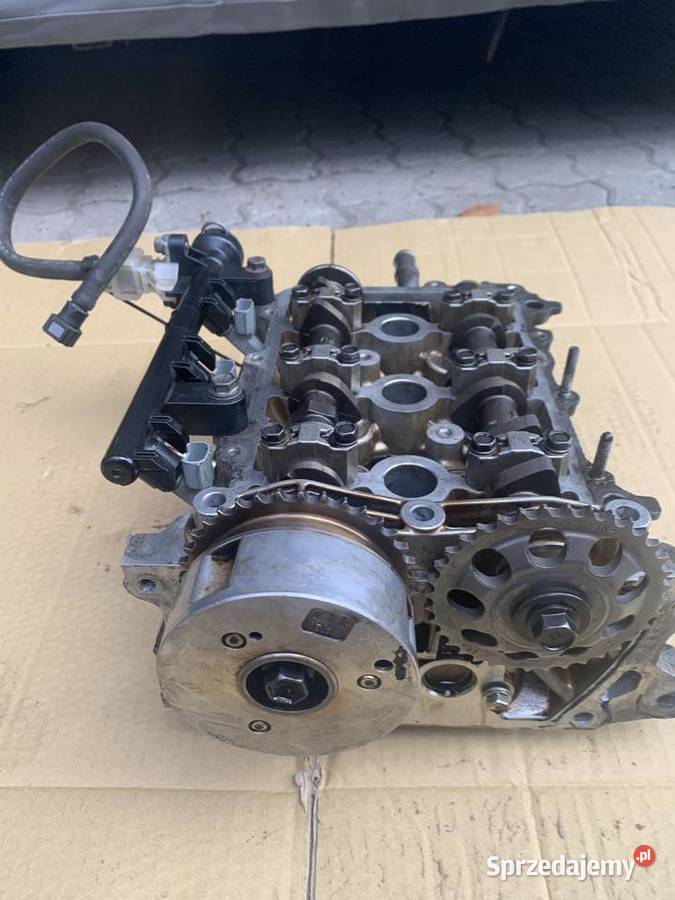 Kompletna głowica Toyota Aygo Peugeot 107 c1 10 osobowe