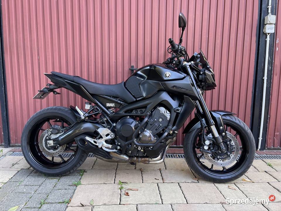 Yamaha MT09 2017r benzyna