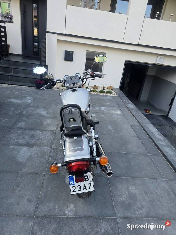 Hyosung Aquila GV 125 V2 na kat B Malbork