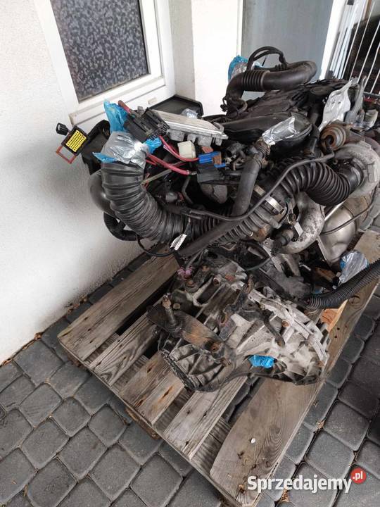 Silnik Opel Vivaro TRAFIC 20 CDTI M9R KOMPLETNY Janów sprzedam