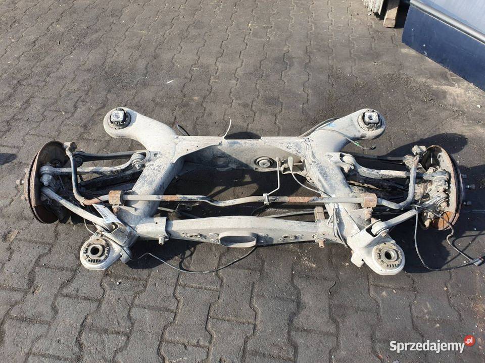 BELKA SANKI TYŁ MERCEDES EKLASA W211 2113500892 Lipno