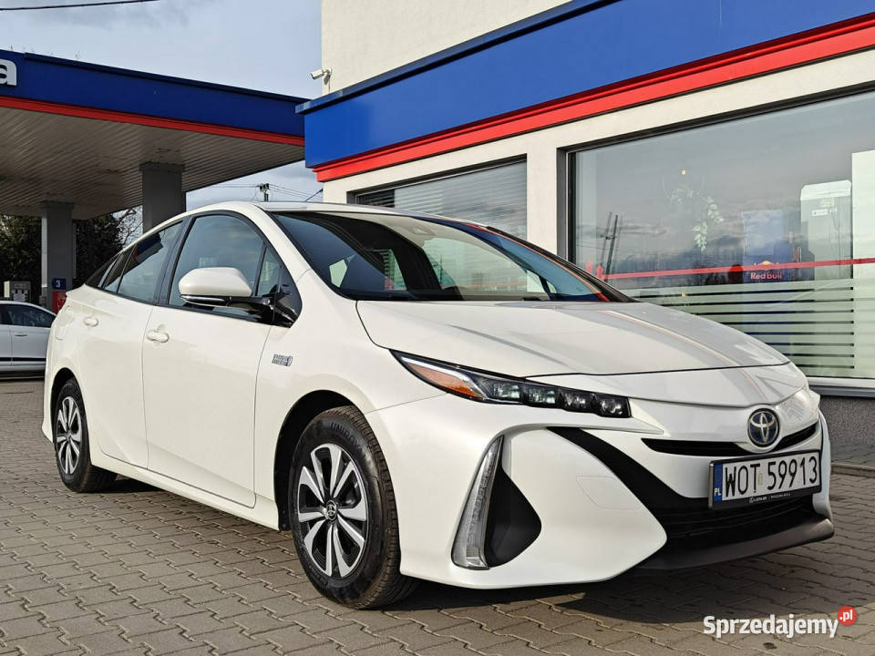 Toyota Prius Prime Hybryda Plug In IV 20152023 biały Karczew