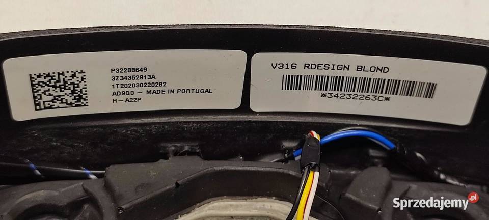 VOLVO XC40 KIEROWNICA RDESIGN 32288649 KTL sprzedam