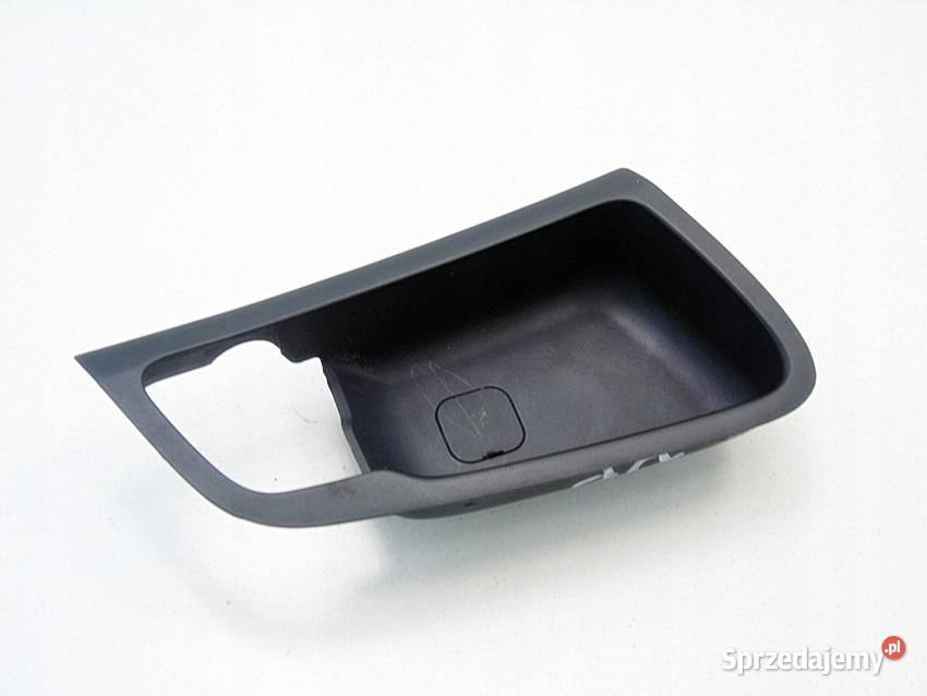 Osłona rozeta klamki wewnętrznej prawy przód Sosnowiec