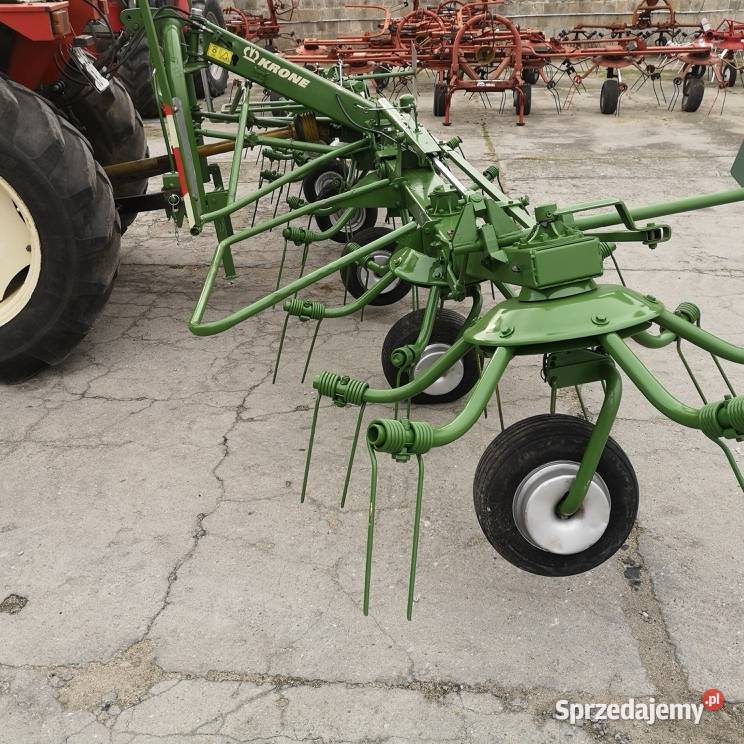 Przetrząsarka KRONE 6706 sprzedam